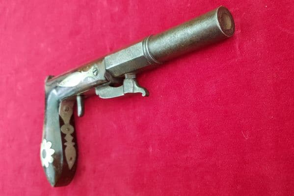 A scarce  silver inlaid American 19th Century Boot-Leg style percussion underhammer pistol. Ref 7415